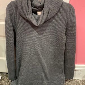 I am selling my the clothes that I don’t use anymore more, to donate to families